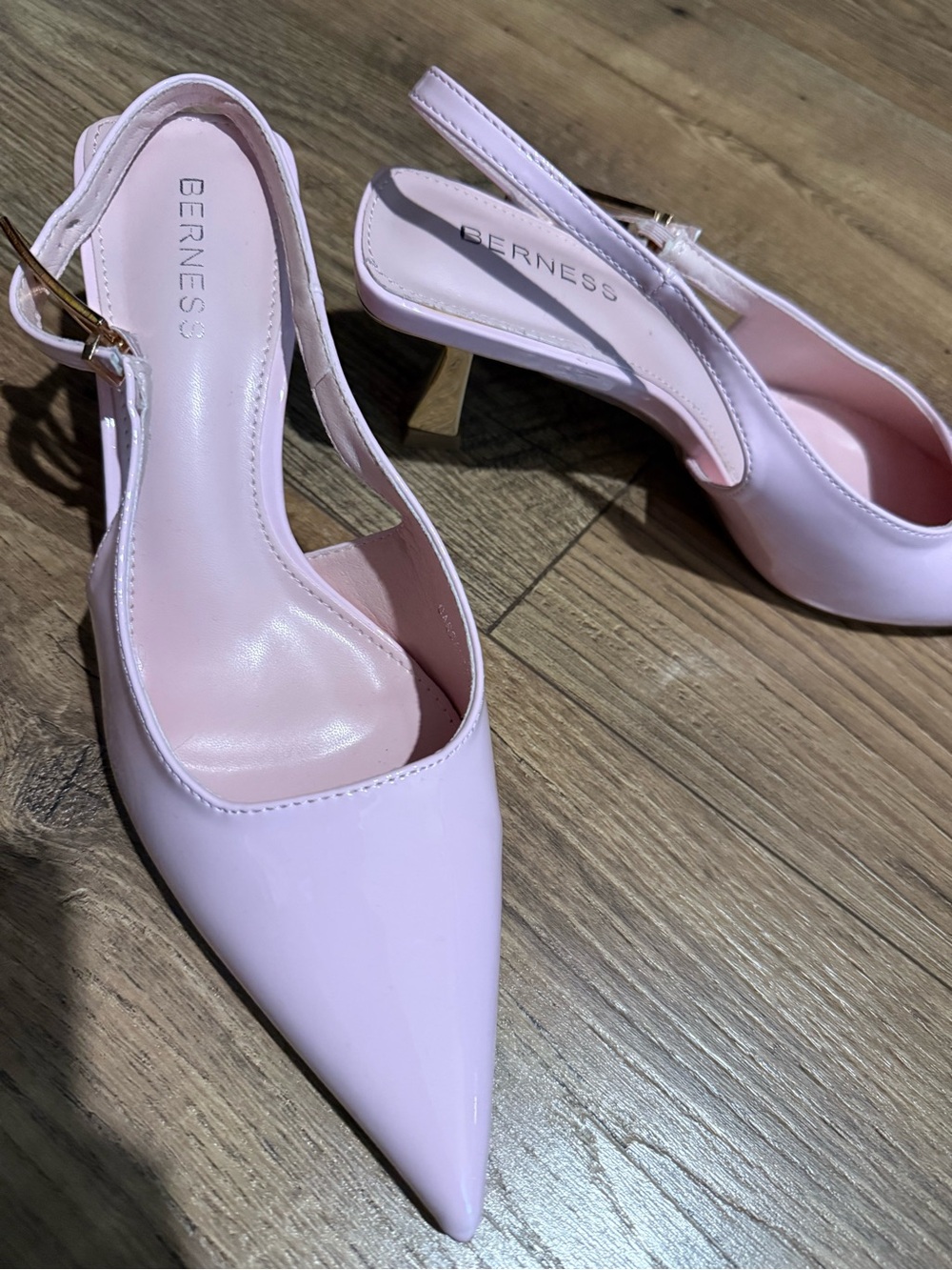 BERNESS Pale Pink Pointed-Toe Slingback Heels